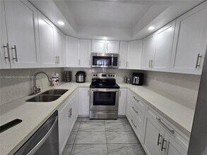 Building Photo - 10801 SW 109th Ct