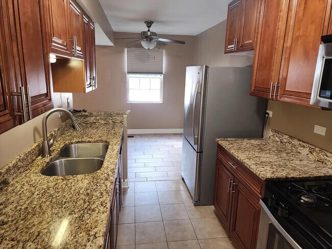 Foto del edificio - 624 N Lake Shore Dr