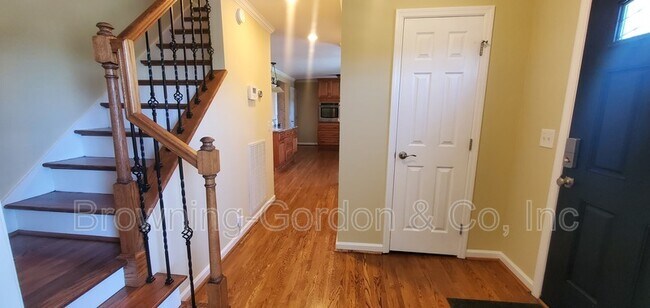 Building Photo - 5167 Ashley Drive