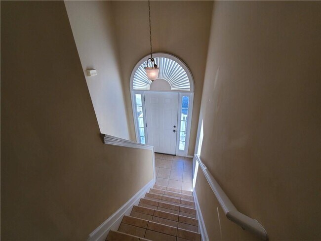 Building Photo - 3419 Cast Palm Dr