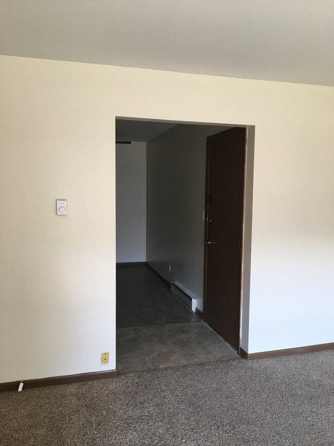 Building Photo - 1420 Nettie St