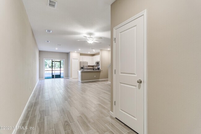 Foto del edificio - 2607 Sandy Dune Dr