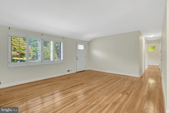 Foto del edificio - 6903 Fern Ln
