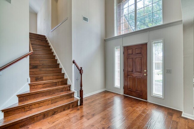 Foto del edificio - COMING SOON! 4 BEDROOM HOME LOCATED IN FLO...