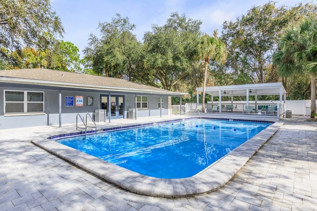 Building Photo - Villas at Deer Park Apartments