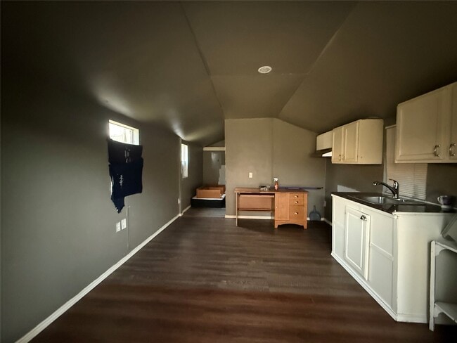 Foto del edificio - 274 Jewel St