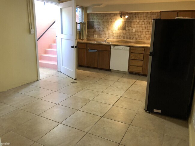 Foto del edificio - 1 br, 1 bath House - 600 East Smith Street...