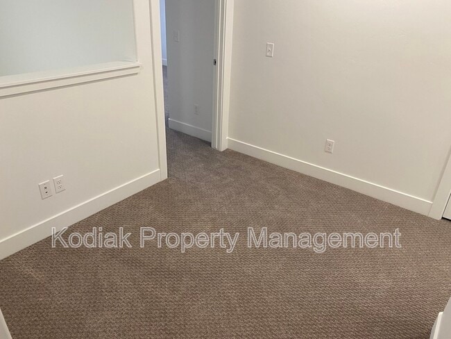 Foto del edificio - 1130 N 1920 W