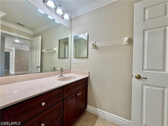 Building Photo - 11661 Plantation Preserve Cir S