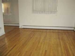 Foto del edificio - 307 E Sixth St