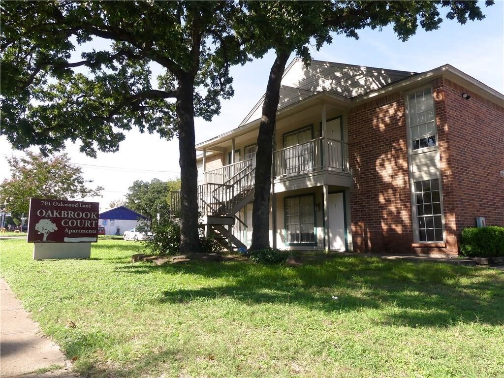 701 Oakwood Ln Unit 9, Arlington, TX 76012 Apartment for Rent in