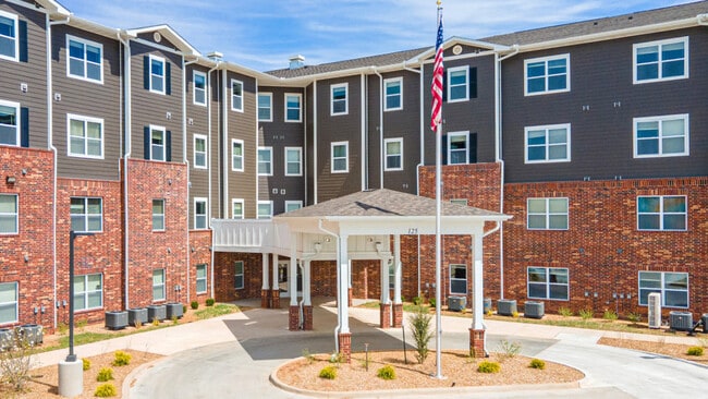Building Photo - Capstone at Stoneridge