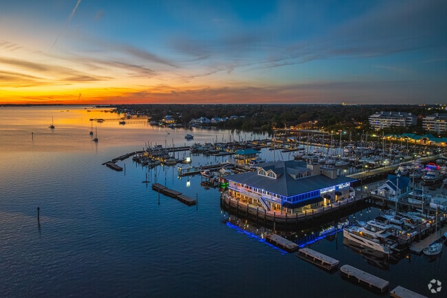 Enjoy the gorgeous views from dockside seating at Riverhouse in Palmetto.