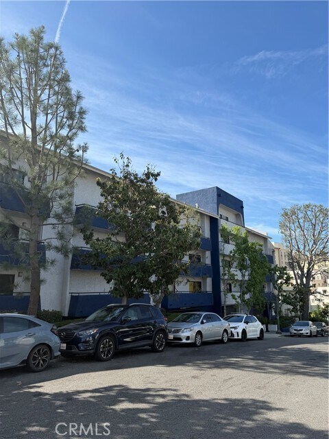 Foto del edificio - 10982 Roebling Ave