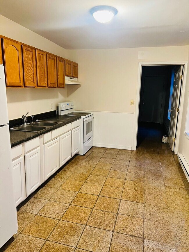 Building Photo - Future Rental!  York City SD