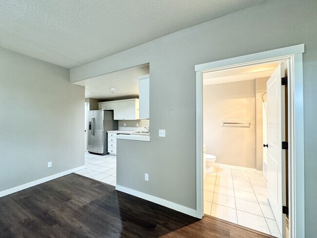 Foto del edificio - 616 NE Adwick Dr