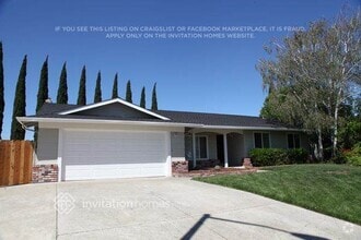 Building Photo - 2308 Wildwood Ct