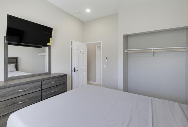 Building Photo - 7997 Montara Ave