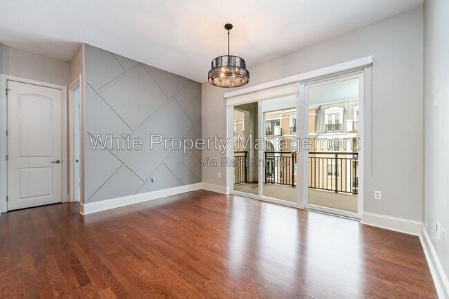 Building Photo - 4625 Piedmont Row Dr
