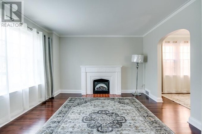 Building Photo - 29 Winston Grove