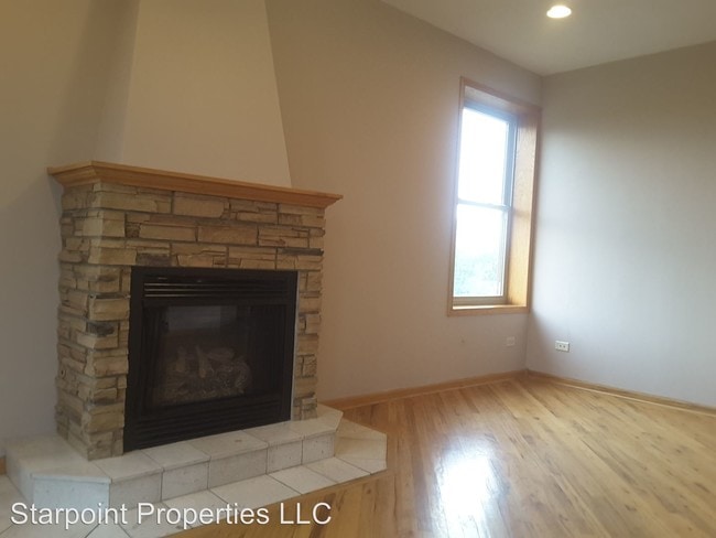Building Photo - 6635 S Kenwood Ave