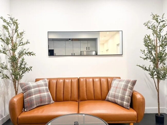 Photo - Furnished room/NOT APARTMENT