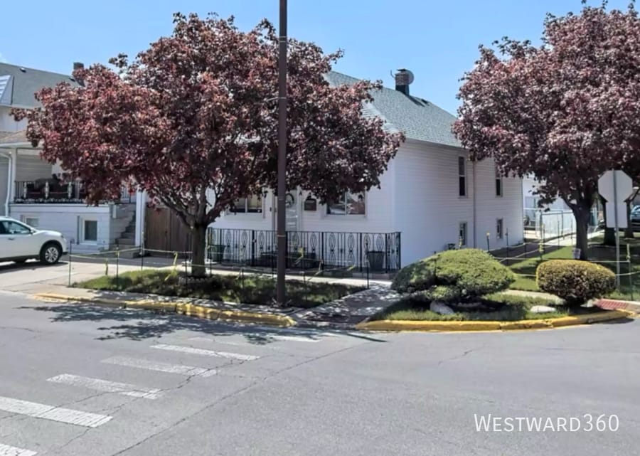 Building Photo - 1112 23rd Ave