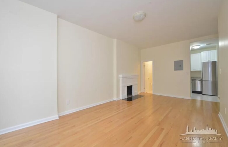 Building Photo - 56 W 56th St