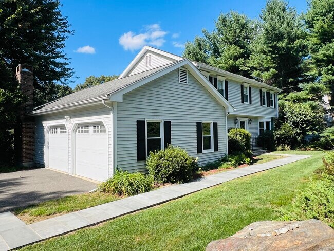 Foto del edificio - 679 Aspen Ln