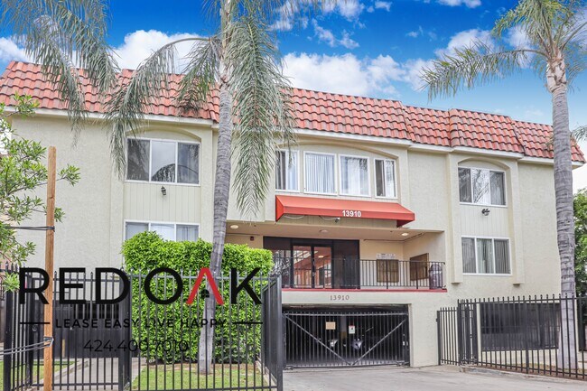 Foto del edificio - 13910 Sayre St