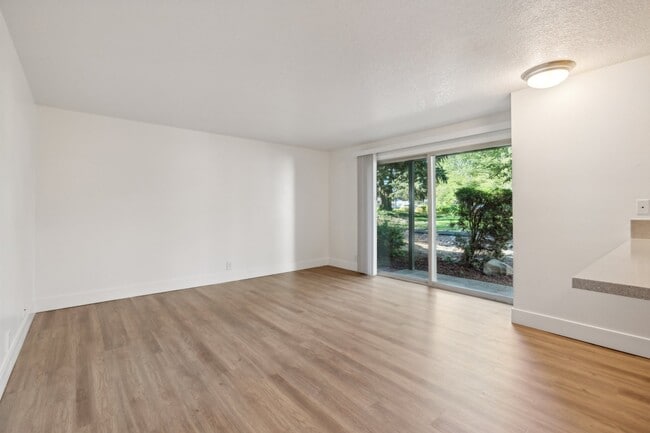 Downstairs 699sqft Living Room - Sawyer Pointe Apartments