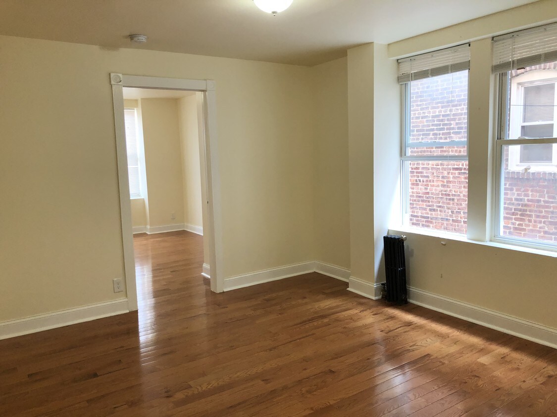 385 Danforth Ave Unit 22I, Jersey City, NJ 07305 Condo for Rent in