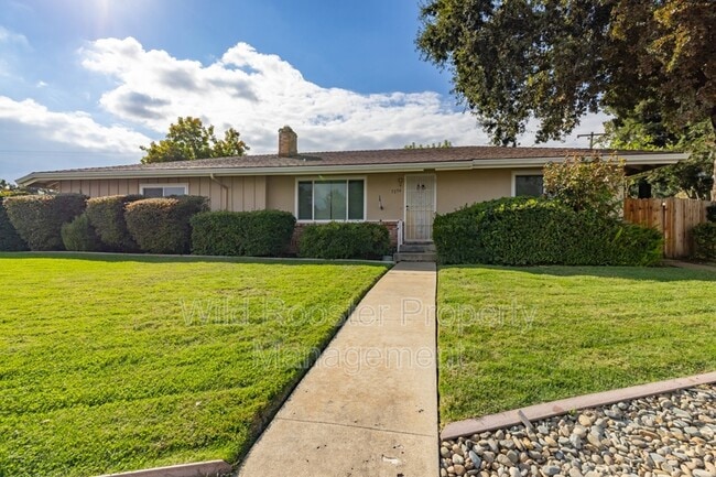 Photo - 7256 S Land Park Dr Apartment