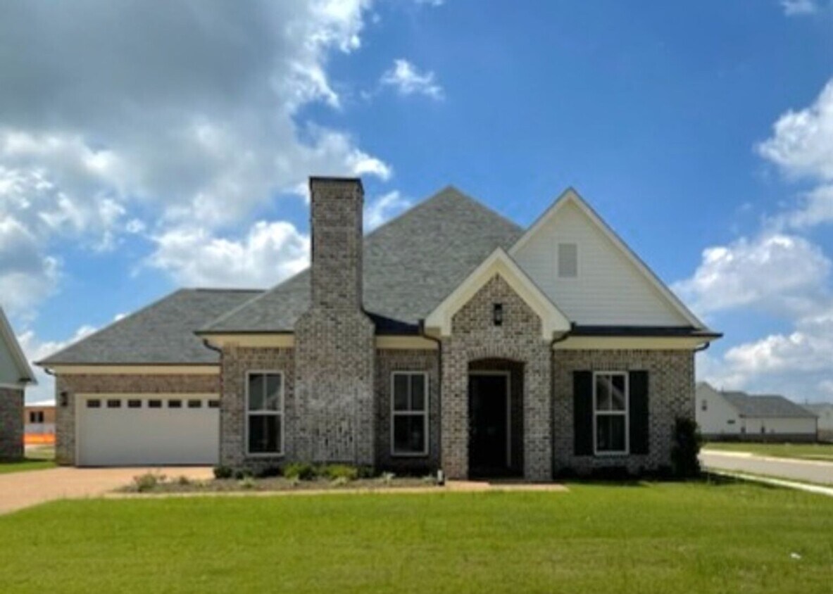 Primary Photo - Brand new home located in Silo Square!!