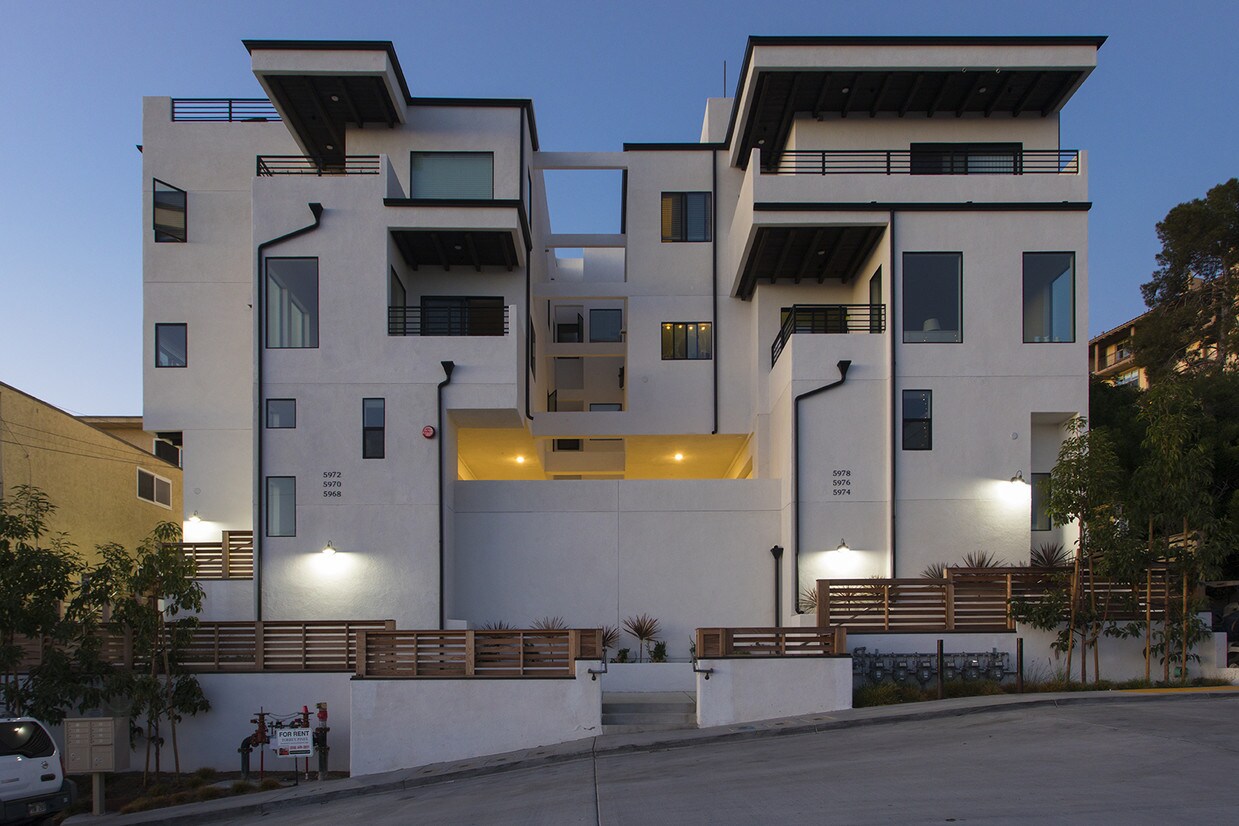 Primary Photo - Must See 4 BR Townhome Blocks to USD with ...