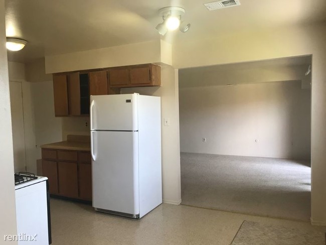 Building Photo - 2 br, 2 bath Condo - 1430 Raspberry Ct