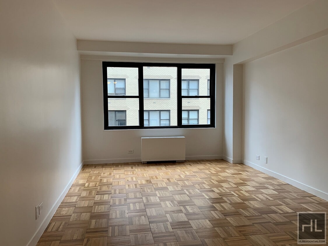 Primary Photo - 333 EAST 49 STREET