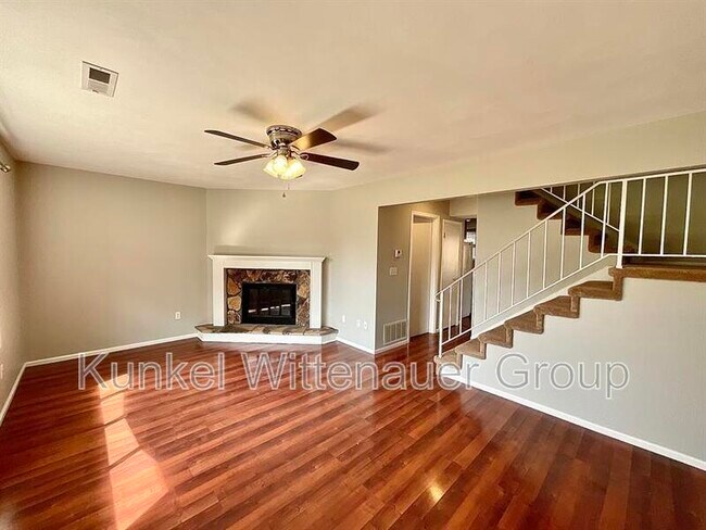 Photo - 932 Mace's Grove St House