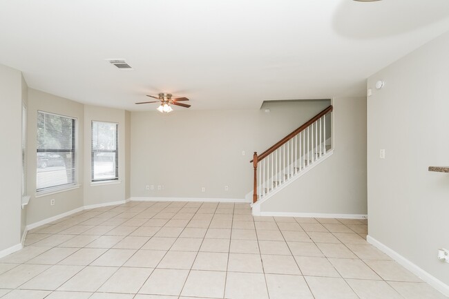 Building Photo - 2920 La Estancia Ln