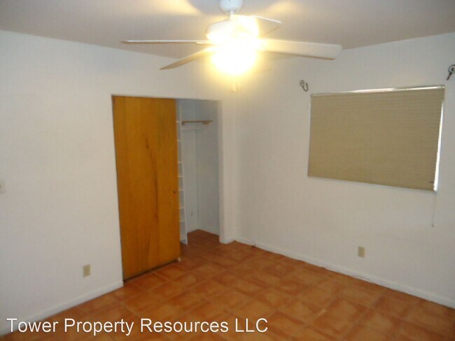 Foto del edificio - 3 br, 2 bath House - 214 N Harris Ave