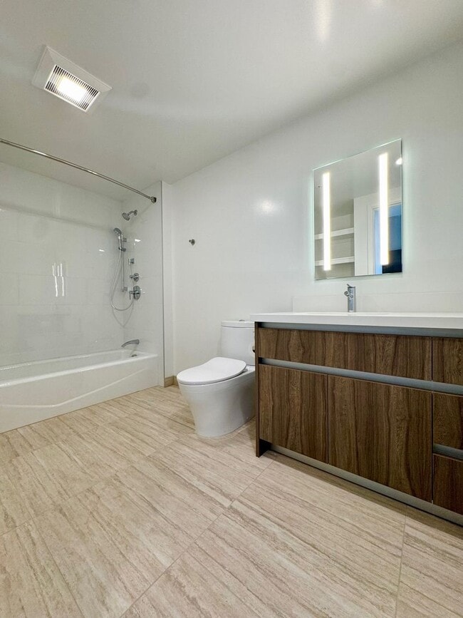 Foto del edificio - Ready to Move in Brand New Condo! First Time Renting! 2 Bed/2 Bath/2 Parking at The Park on Ke‘ea...