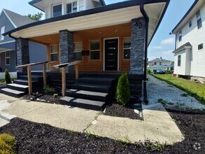Building Photo - 38 Hendricks Pl