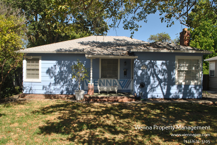 Primary Photo - Spacious Roseville home is now Available!