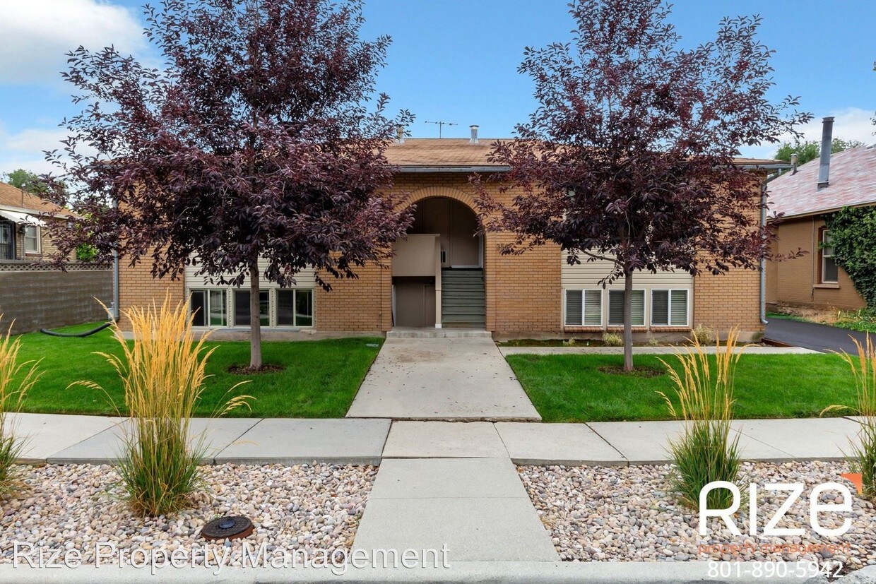 Foto principal - 356 Wilson Ave S