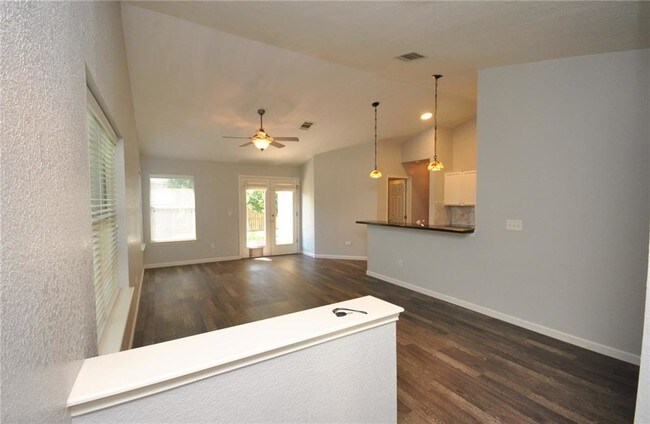 Foto del edificio - 174 Prairie Springs Loop