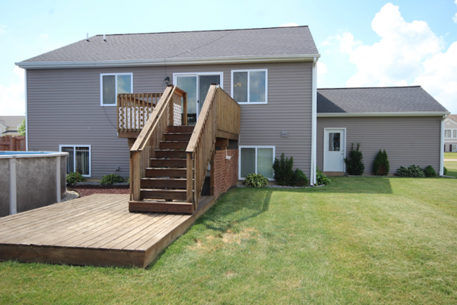 Building Photo - Gorgeous, spacious Vicksburg 3bed home for...