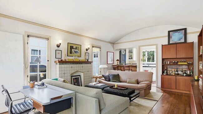 Foto del edificio - 918 1/2 Maltman Ave