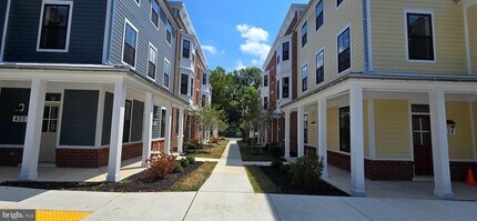 Building Photo - 426 Chapel Alley
