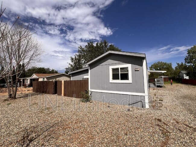 Foto del edificio - 4641 N Socorro Dr