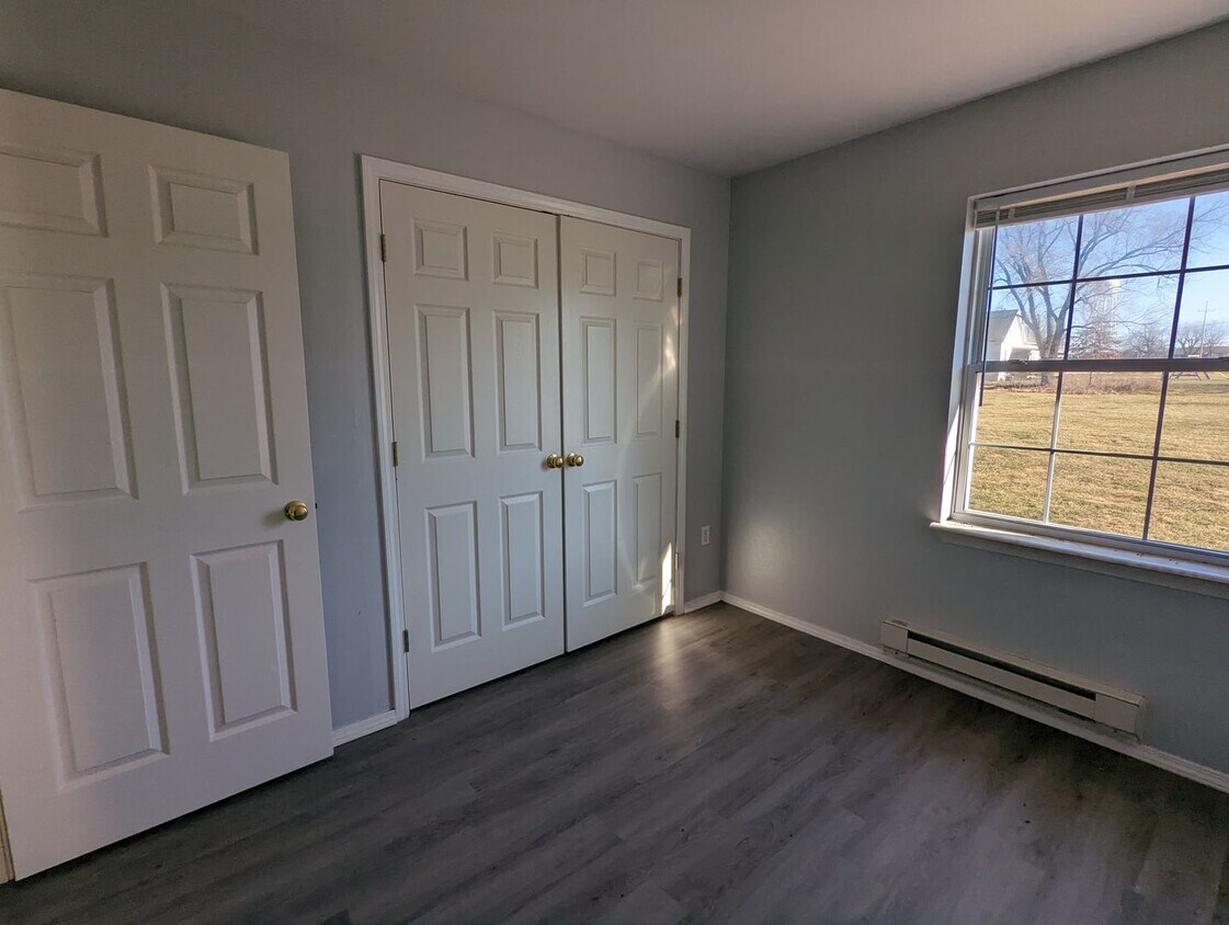Primary Photo - Upstairs 2 Bedroom Updated Apartment